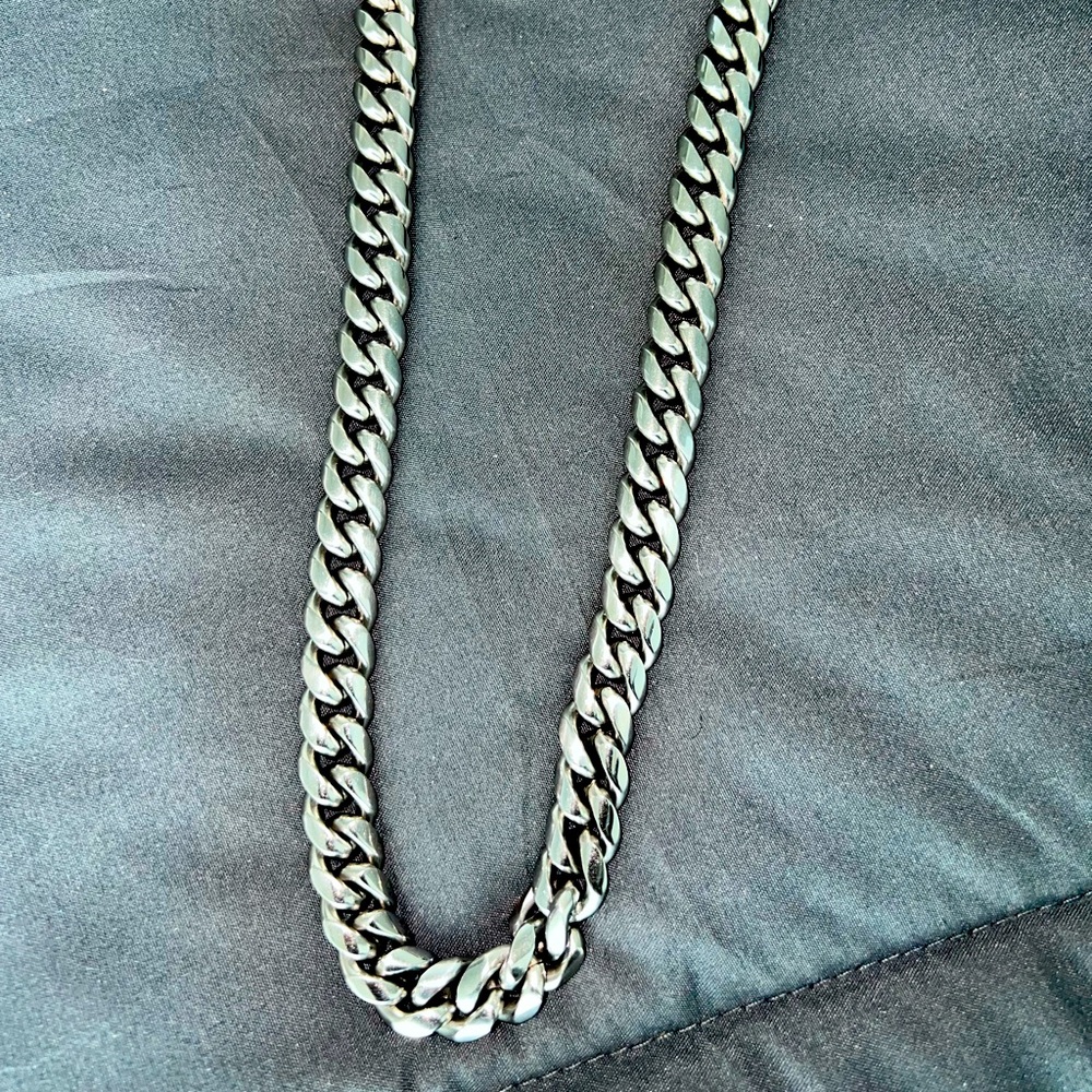 18” White Gold Cuban Link